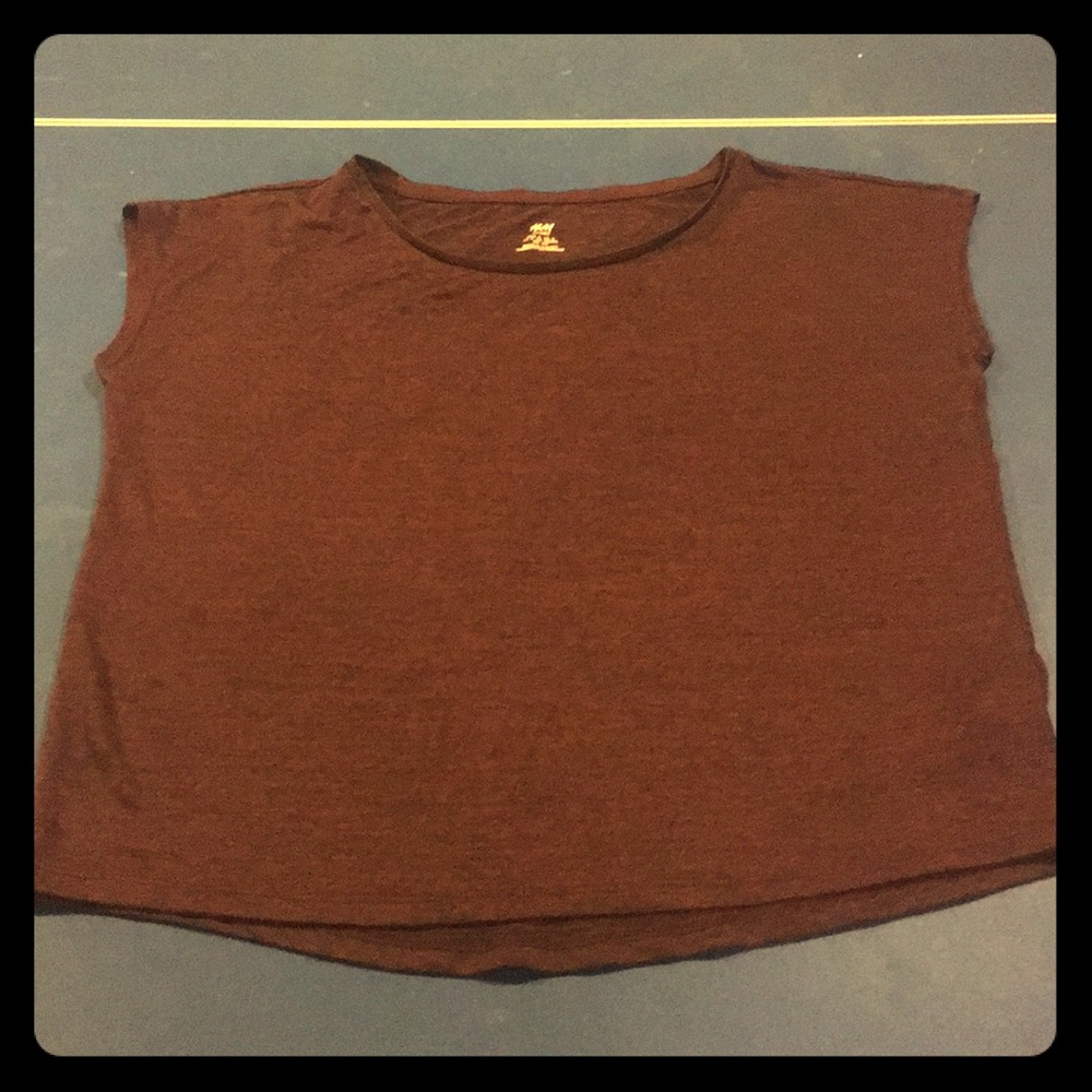 Barely worn H&M shirt!